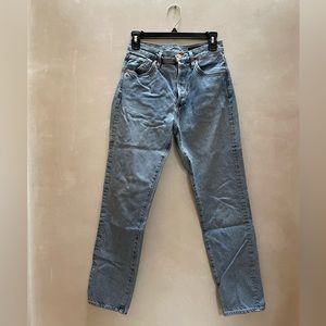 Goldsign size 26 high waisted straight leg denim